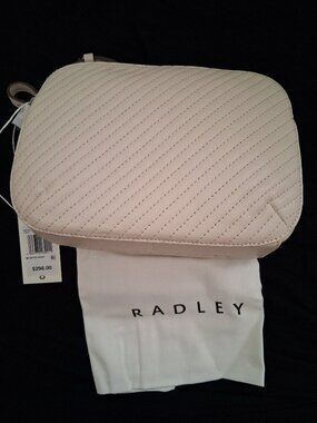 NWT Radley London Dukes Place Quilted Leather Crossbody Salt color RRP $298